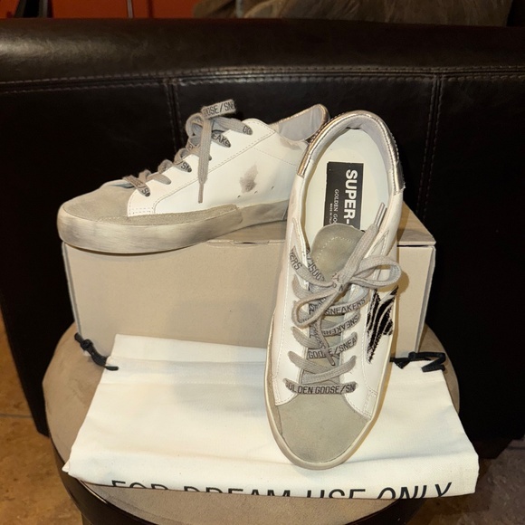 Authentic Golden Goose Size 37 - Picture 5 of 11